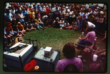 Mobile glass blowing demonstration