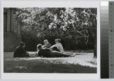 Unidentified students, grounds of School for American Craftsmen, Rochester Institute of Technology Downtown Campus