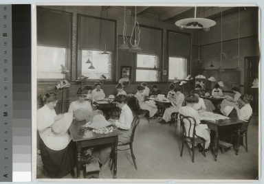 Millinery class, Department of Domestic Science and Art, Rochester Athenaeum and Mechanics Institute [1900-1915]