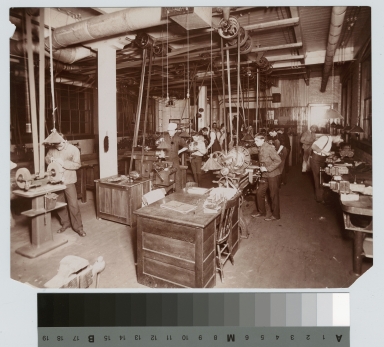 Machine shop, School of Industrial Arts, Rochester Athenaeum and Mechanics Institute [1920-1930] [picture].