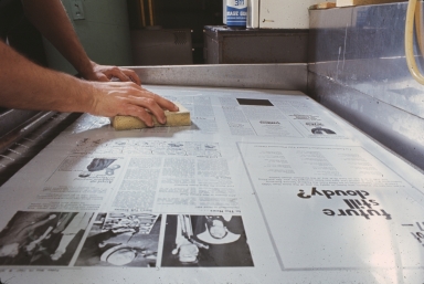 Washing Newsprint Plate