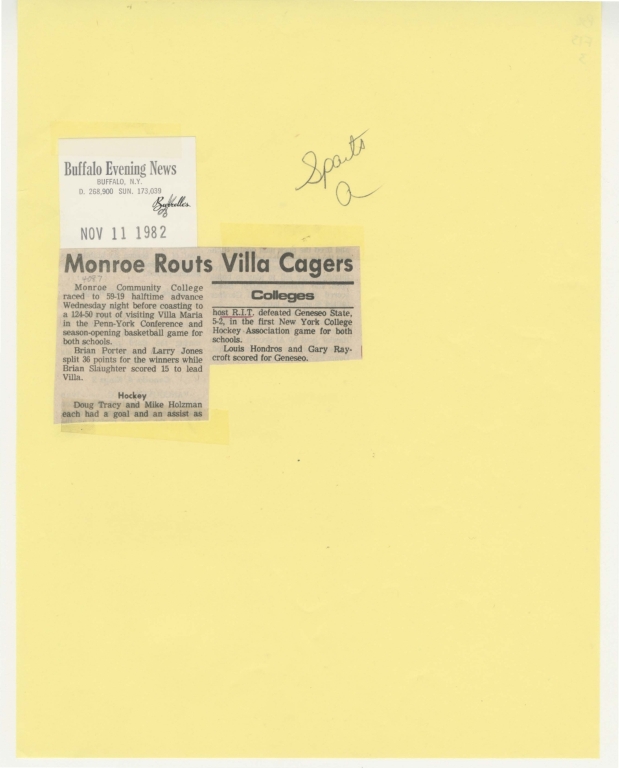 Monroe routs villa cagers