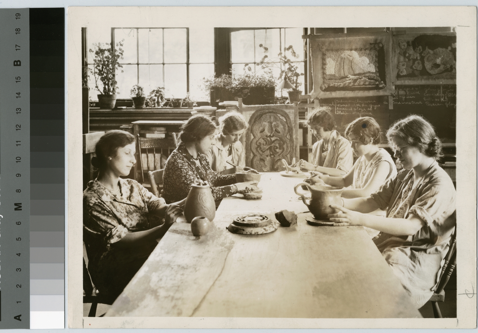 Crafts class, Department of Applied and Fine Arts. Rochester Athenaeum and Mechanics Institute