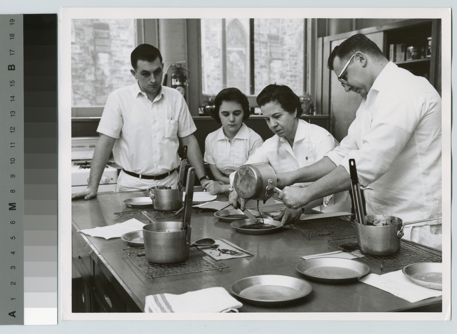 Academics, Food Administration Department, cooking class [1945-1950]